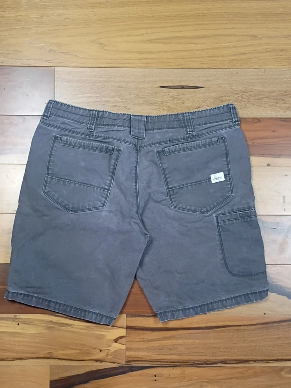 Men's Eddie Bauer 100%cotton Gray Utility Shorts - Comfortable Casual Wear
